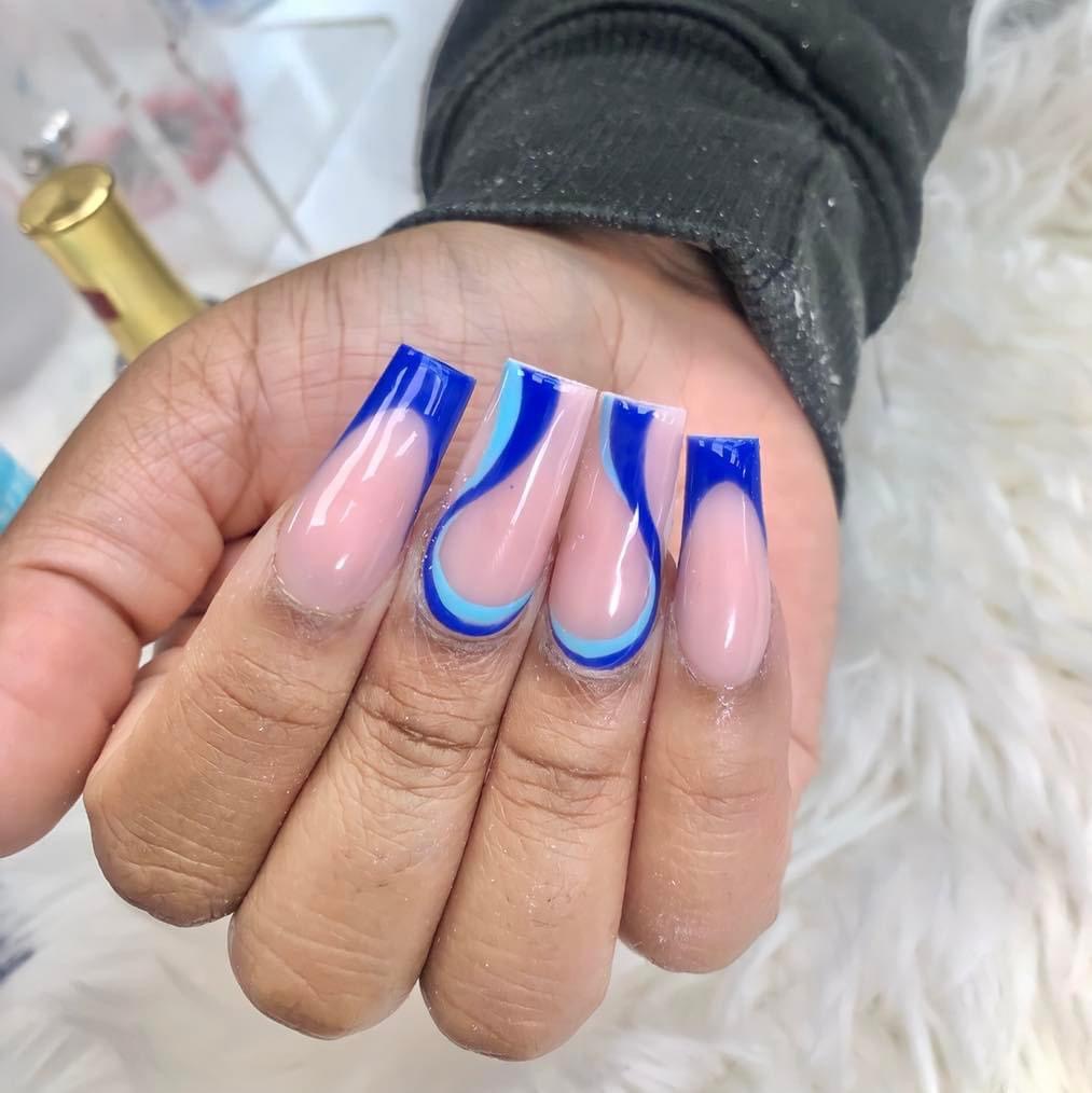 Blue swirl French tips